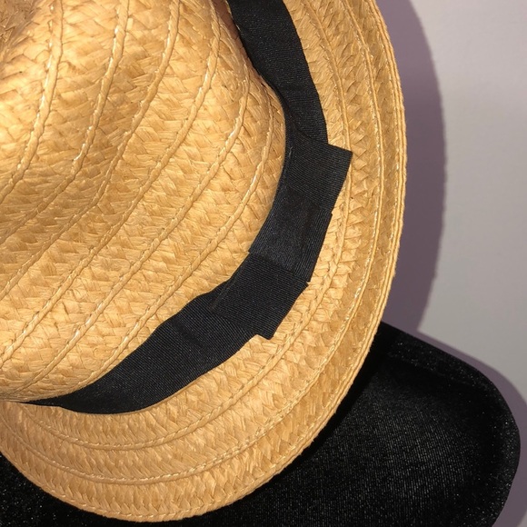 Straw hat with black small bow - Picture 2 of 4